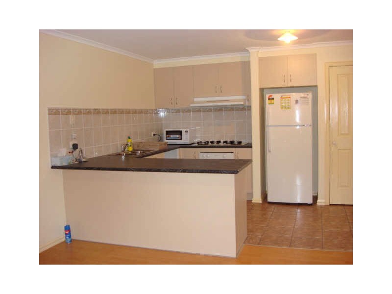 41 Lucas Tce, Taylors Hill VIC 3037