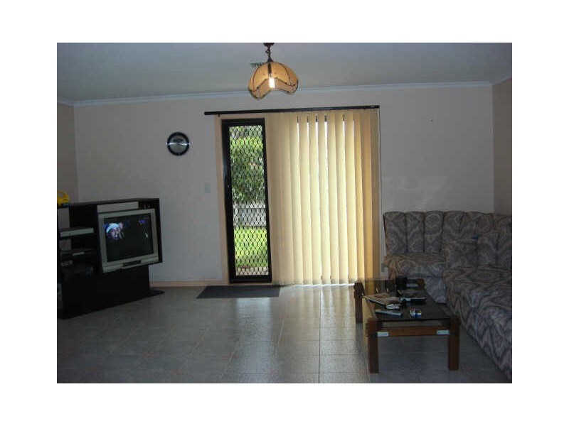 1 Centenary Court, Kings Park VIC 3021