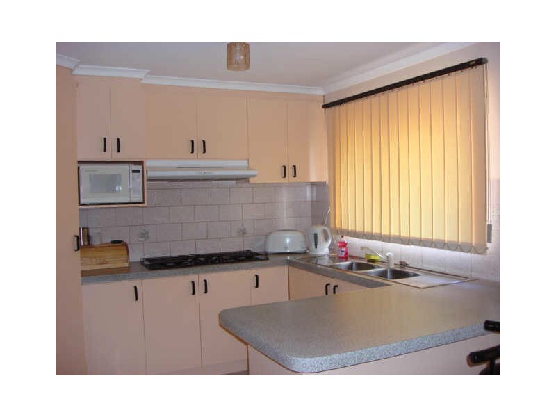 1 Centenary Court, Kings Park VIC 3021