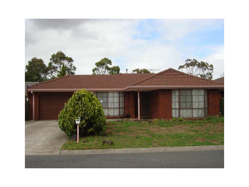 3 Dunai Walk, Delahey VIC 3037