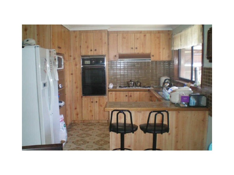 30 Wellington Street, Kings Park VIC 3021