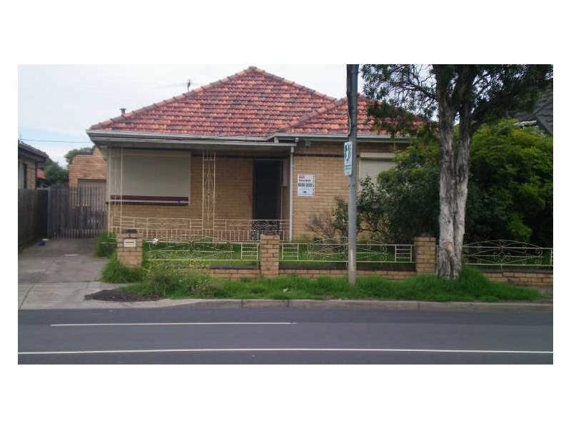 83 Station Rd, Deer Park VIC 3023