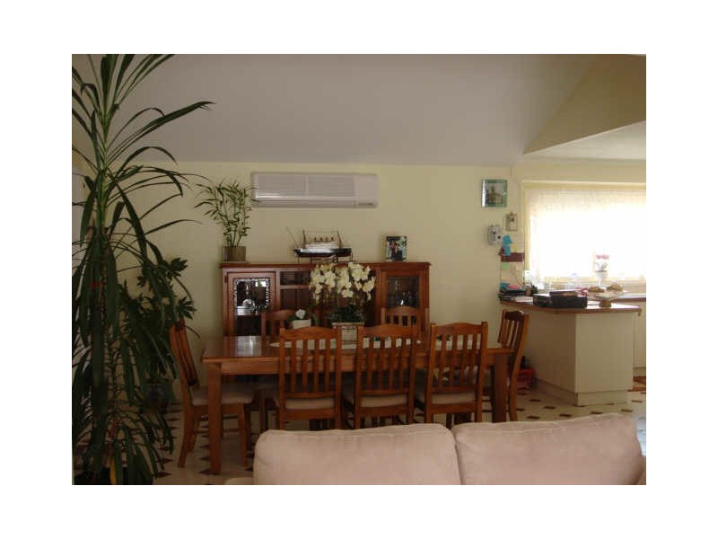 2 Mordaunt Drive, Hillside VIC 3037