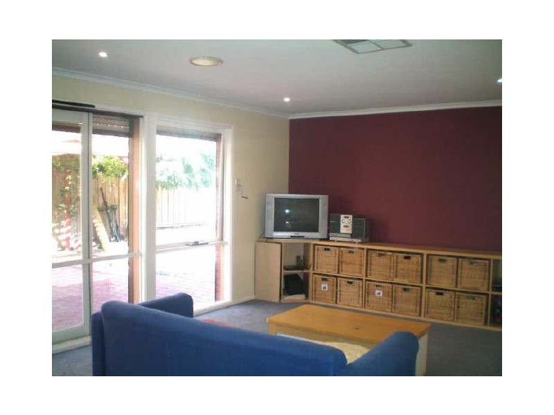 11 Tennyson Drive, Delahey VIC 3037