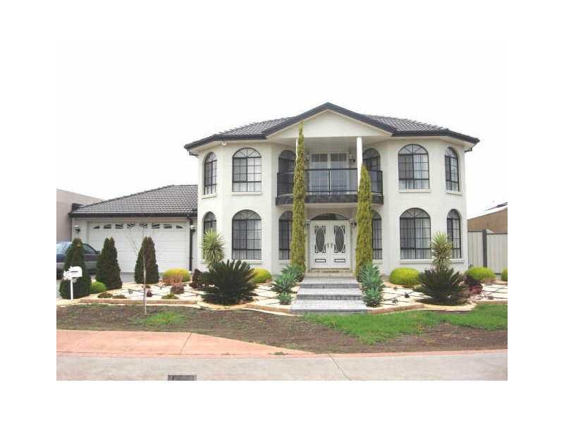 3 Silvan Walk, Taylors Hill VIC 3037