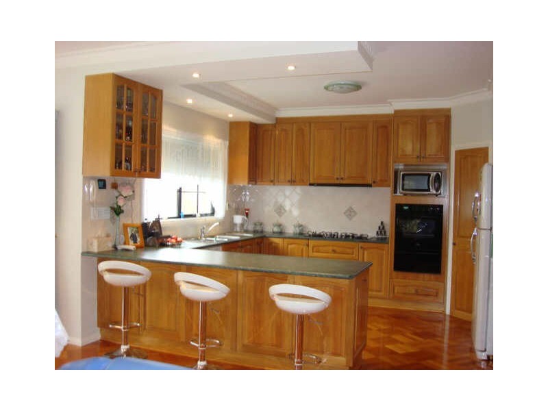 3 Silvan Walk, Taylors Hill VIC 3037