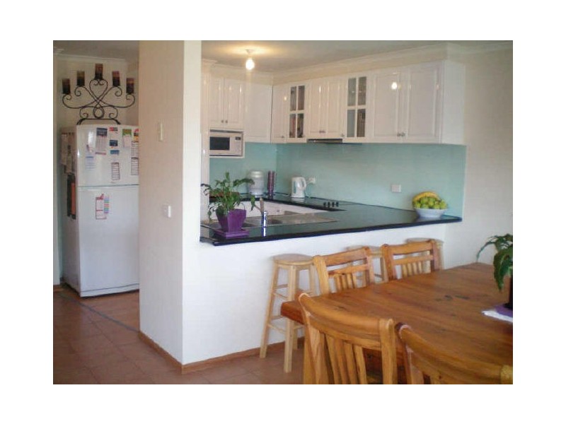 37 Bluestone Walk, Delahey VIC 3037
