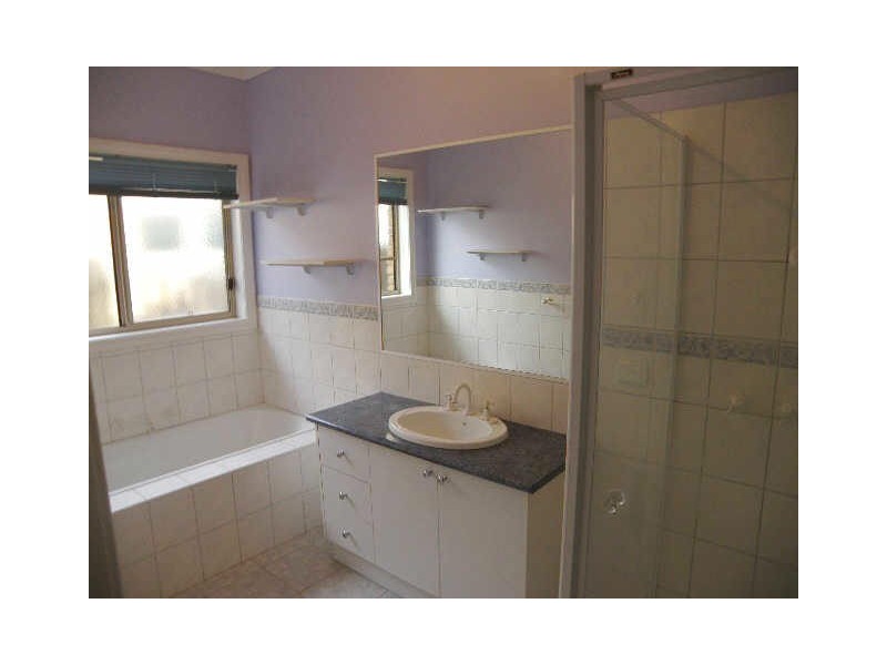 11A Blake Close, Delahey VIC 3037