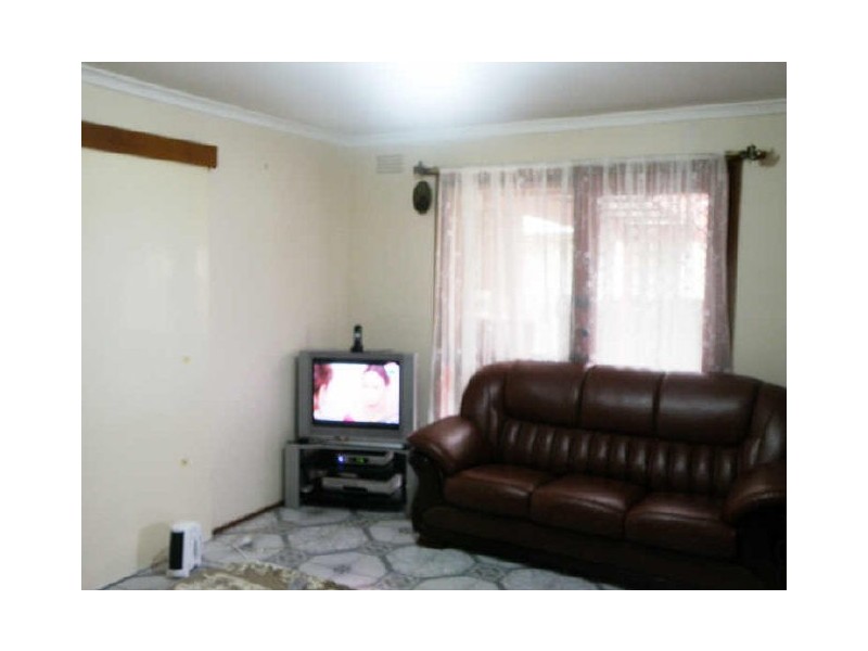 17 Alan Street, Kings Park VIC 3021