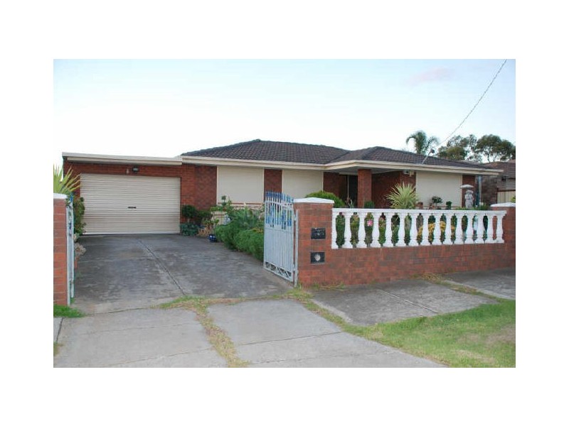 70 Kinterbury Drive,, Kings Park VIC 3021