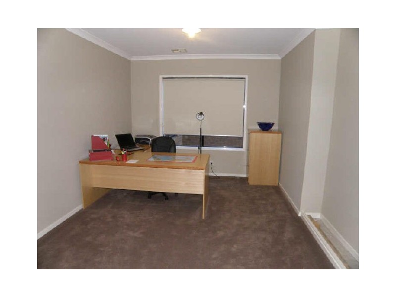 5 Wendover Crescent, Hillside VIC 3037