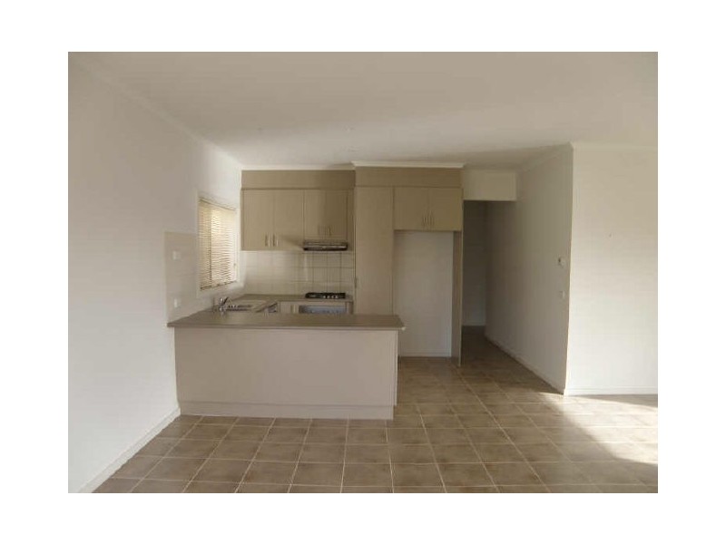 1/21 Jade Way, Hillside VIC 3037