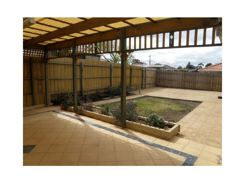 59 Tarlee Drive, Albanvale VIC 3021