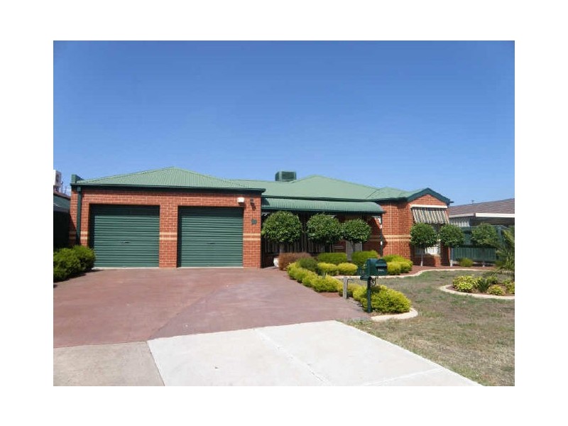 12 Barley Court, Delahey VIC 3037