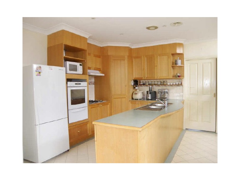 12 Barley Court, Delahey VIC 3037