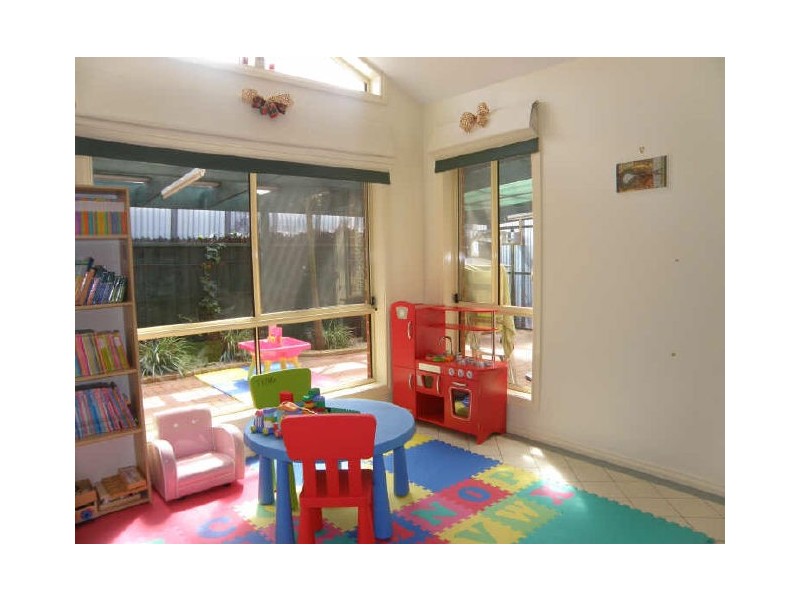 12 Barley Court, Delahey VIC 3037