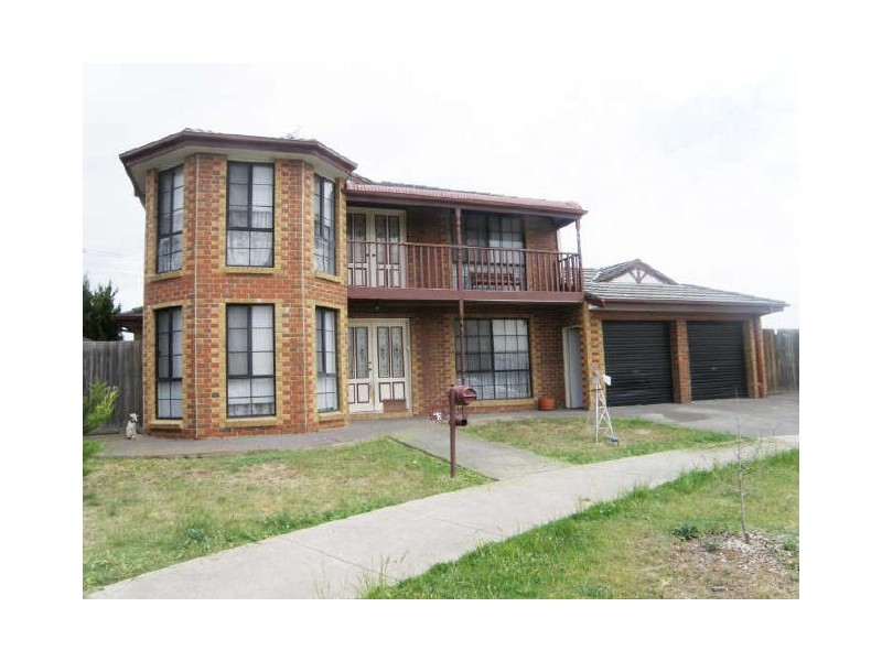 15 Orion Close, Taylors Lakes VIC 3038