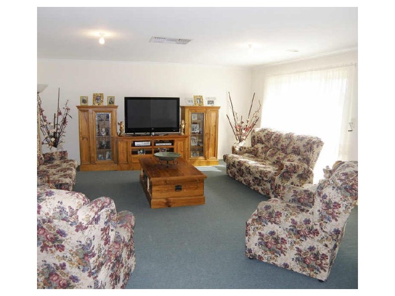 3 Cooks Way, Taylors Hill VIC 3037