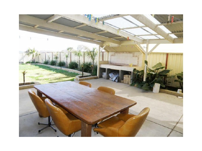 3 Cooks Way, Taylors Hill VIC 3037