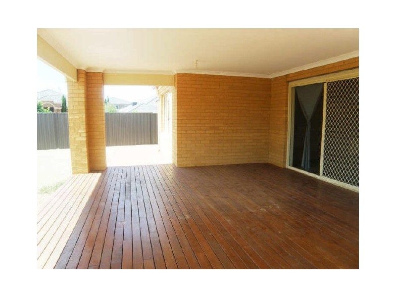 10 Fairview Court, Hillside VIC 3037