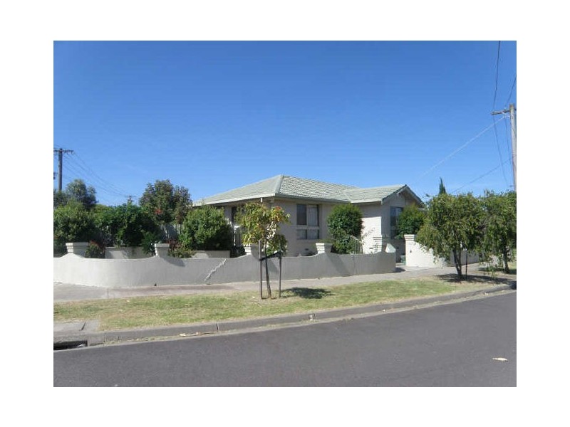 5 Alvarado Avenue, Thomastown VIC 3074