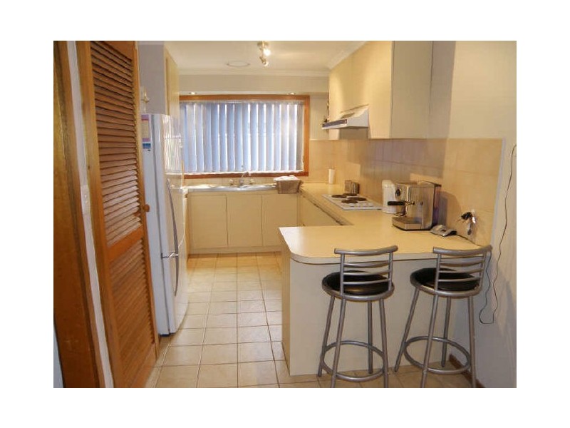 9 Sword Walk, Kings Park VIC 3021