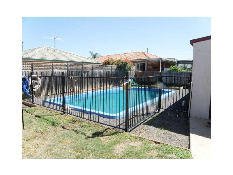 30 Aitken Drive, Delahey VIC 3037