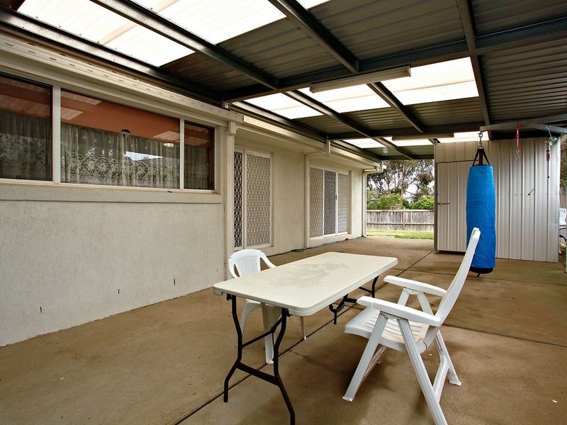 28 Ryland Circuit, Delahey VIC 3037