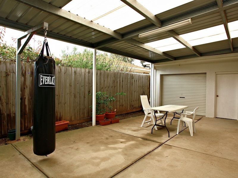 28 Ryland Circuit, Delahey VIC 3037