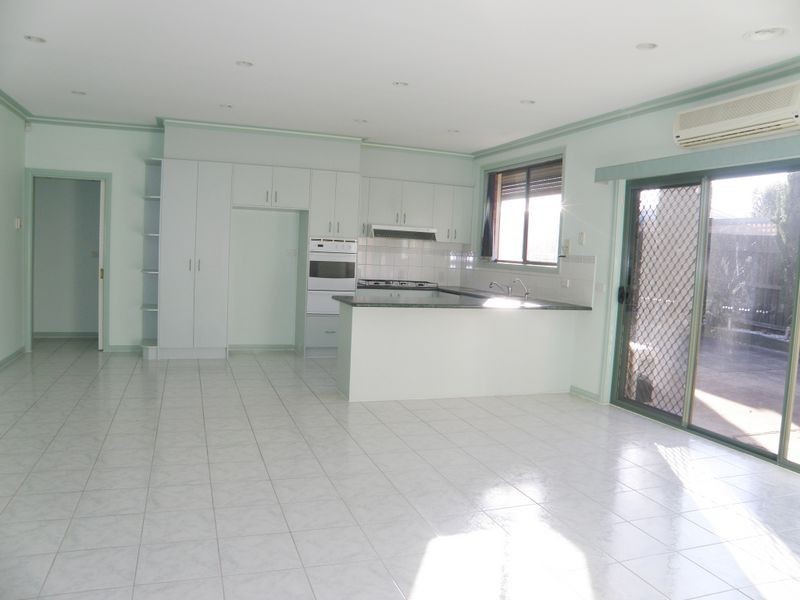 21 Marlock Way, Delahey VIC 3037