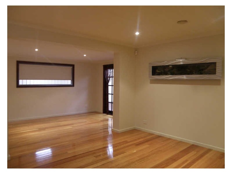 22 Anakie Walk, Delahey VIC 3037