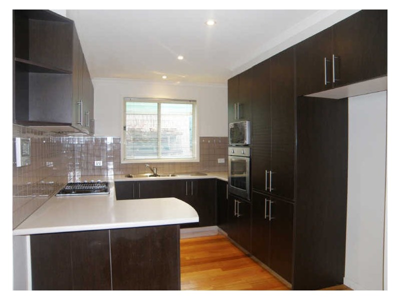 22 Anakie Walk, Delahey VIC 3037