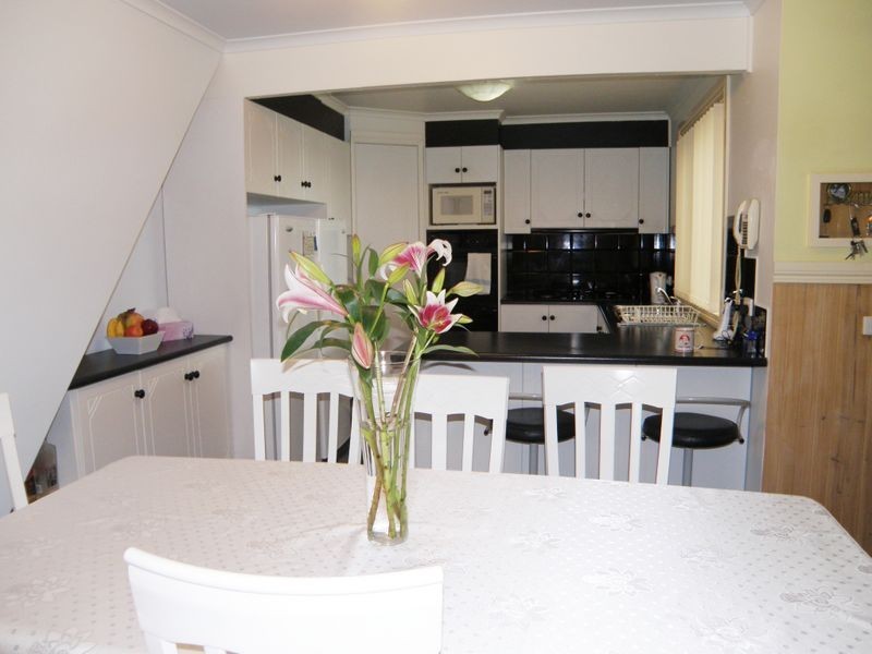 16 Brampton Circuit, Delahey VIC 3037
