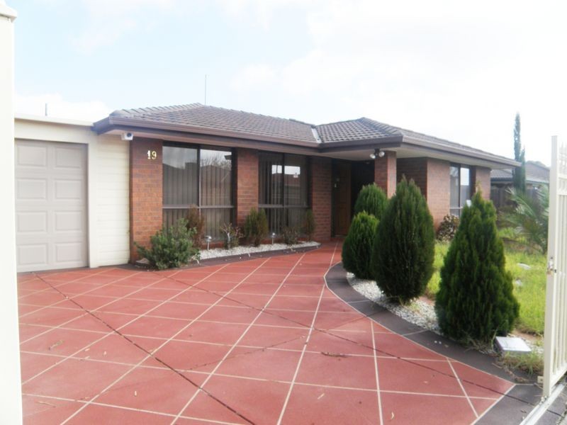19 Dulcify Court, Keilor Downs VIC 3038