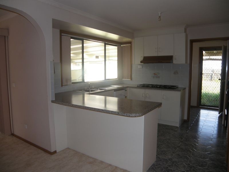 19 Dulcify Court, Keilor Downs VIC 3038