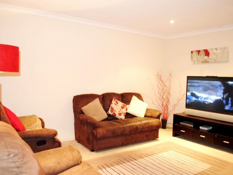 28 Lyons Avenue, Burnside Heights VIC 3023