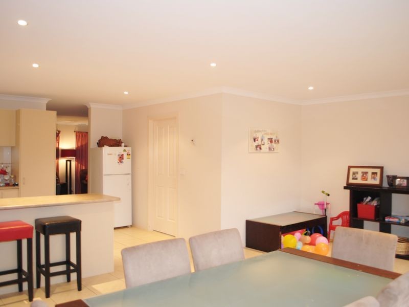 28 Lyons Avenue, Burnside Heights VIC 3023