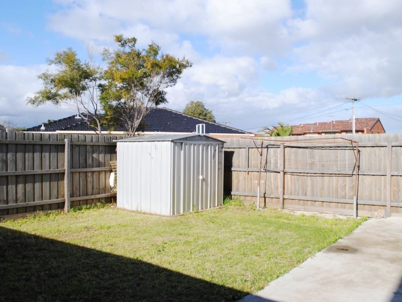 7/217 Main Road West, St Albans VIC 3021