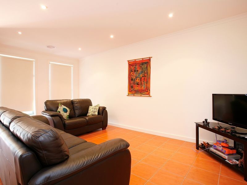 22 Prospector Drive, Deer Park VIC 3023