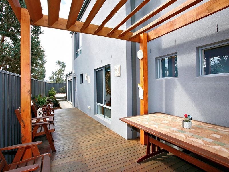 9 Parkes Way, Burnside Heights VIC 3023