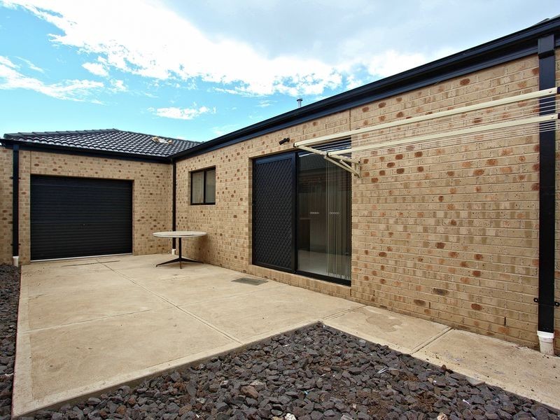 11 Hiraji Street, Kurunjang VIC 3337