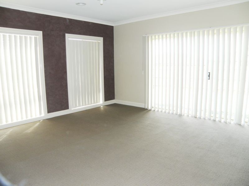 7 Kayla Way, Kurunjang VIC 3337