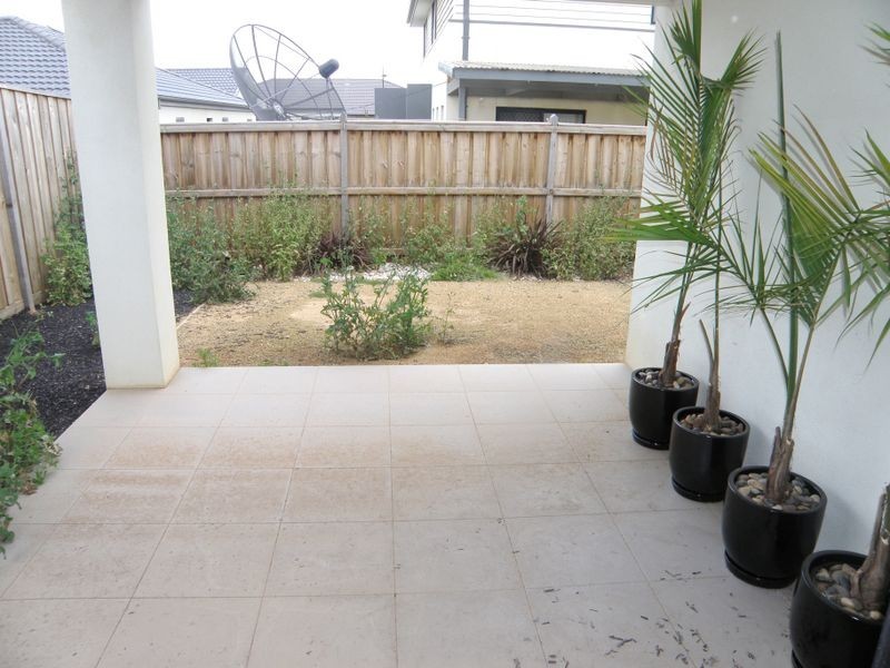 35 Giverney Close, Burnside Heights VIC 3023