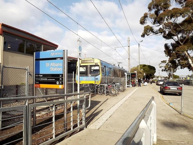 47 Station Ave, Albanvale VIC 3021