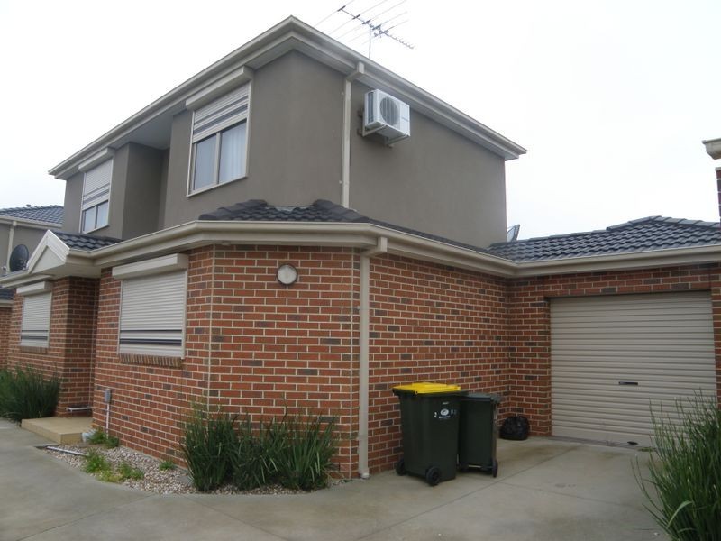 2/93 George Street, St Albans VIC 3021