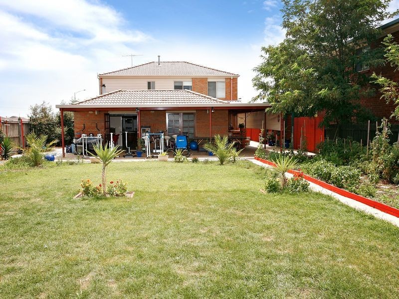 7 Oxford Court, Sydenham VIC 3037
