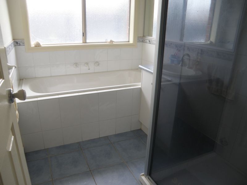 2 Kenwood Green, Derrimut VIC 3030