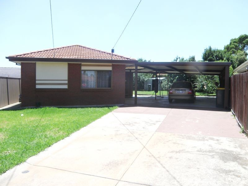 14 Palace Court, Kings Park VIC 3021