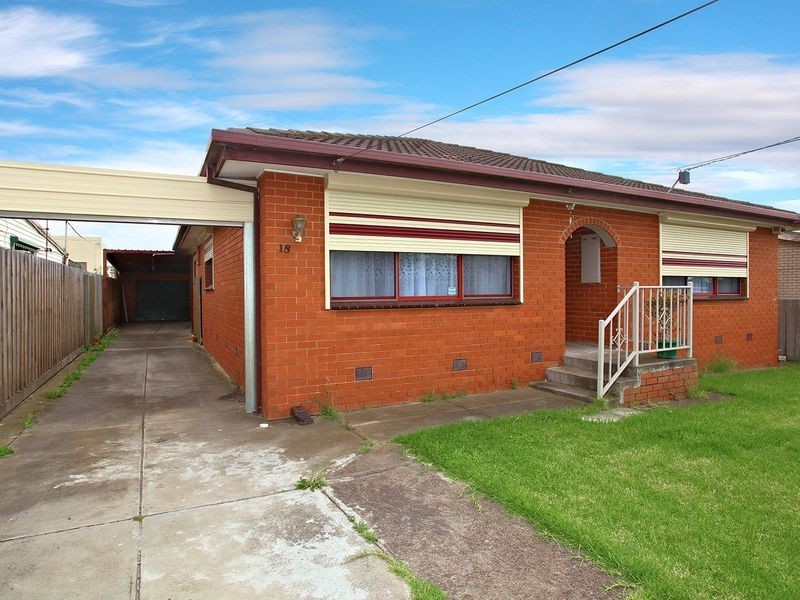 18 Vule Street, St Albans VIC 3021