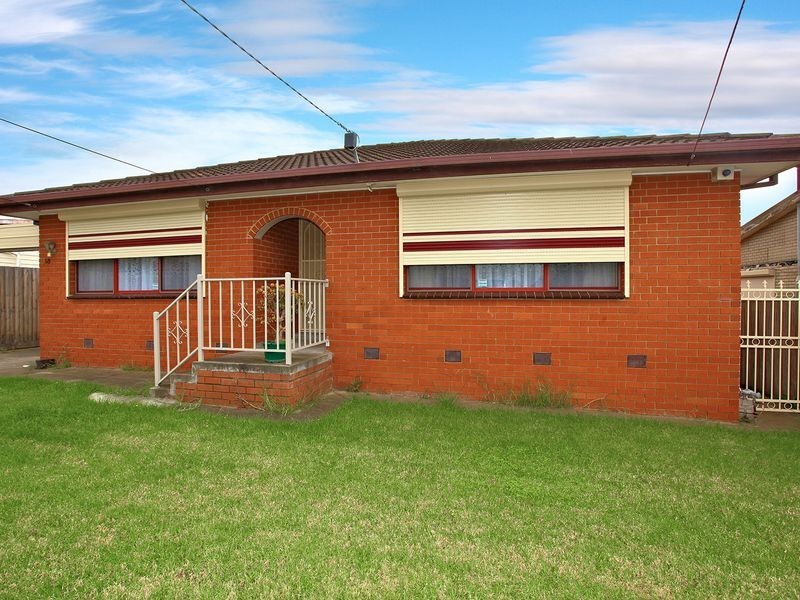 18 Vule Street, St Albans VIC 3021